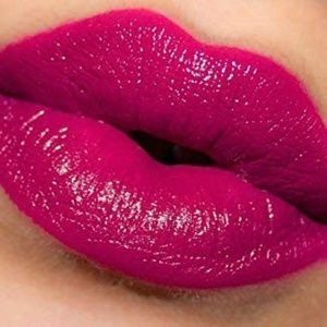 Too Faced "Melted Berry" liquid lipstick